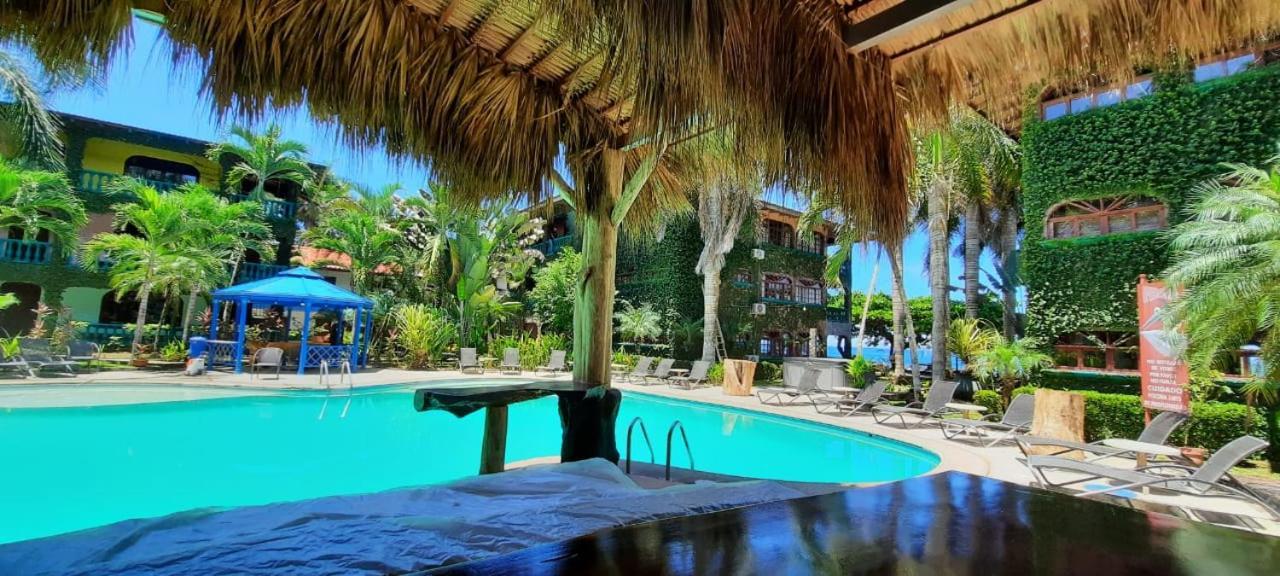Marea Brava Hotel Jaco Exterior photo